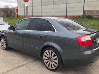 Audi A4 b6 170cv (pegatina B)2002