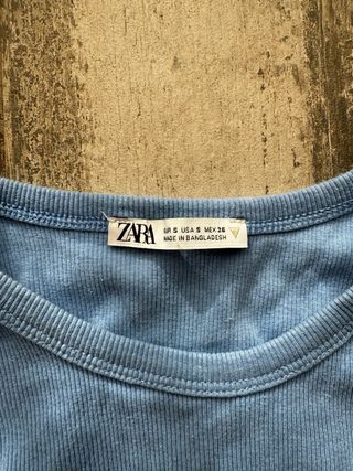 Top azul de zara