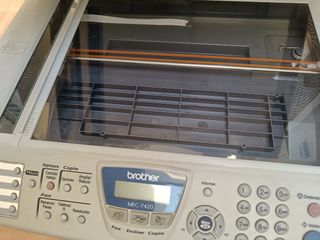 Brother MFC-7420: Impresora multifunción