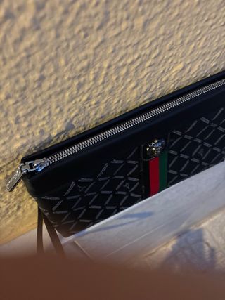 Bolso de mano negro