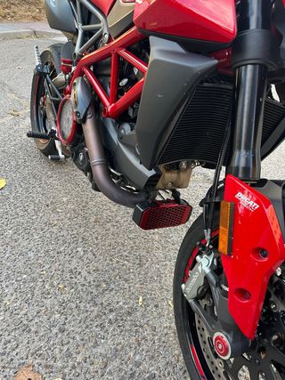 Ducati Hypermotard 950