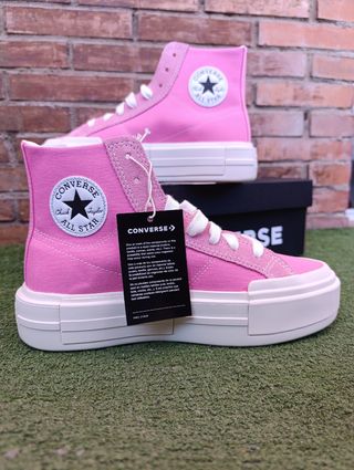 Converse Chuck Taylor Pink