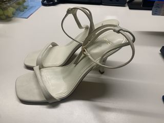 Tacones Mango blancos elegantes