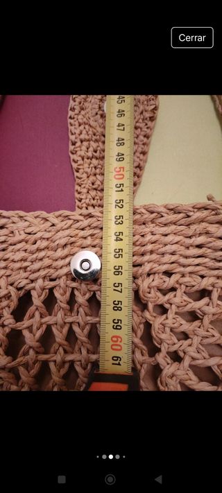Bolso bandolera de la marca PULL&BEAR color paja.