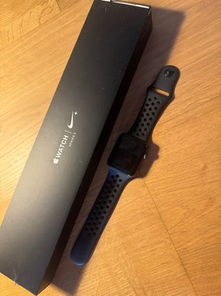Apple Watch Series 3 Nike - Negro