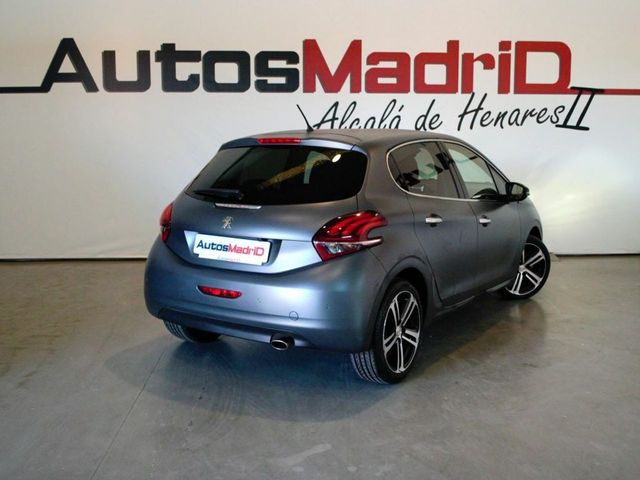 Peugeot 208 5P GT-Line 1.2L PT EAT6 110 S&S