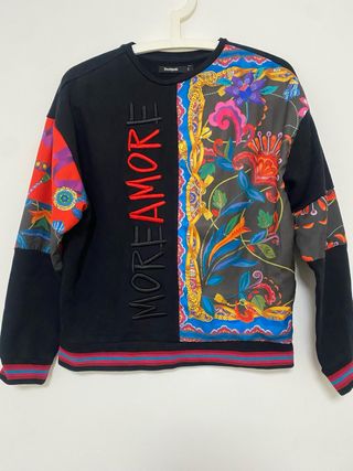 Jersey More Amore multicolor talla S , M.