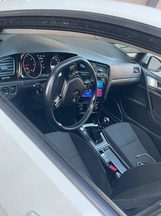 Volkswagen Golf 2013