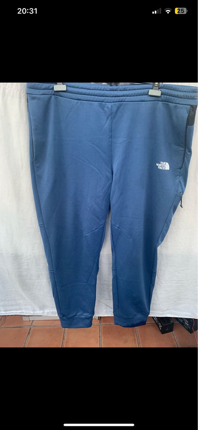 Sudadera The North Face azul escucho ofertas