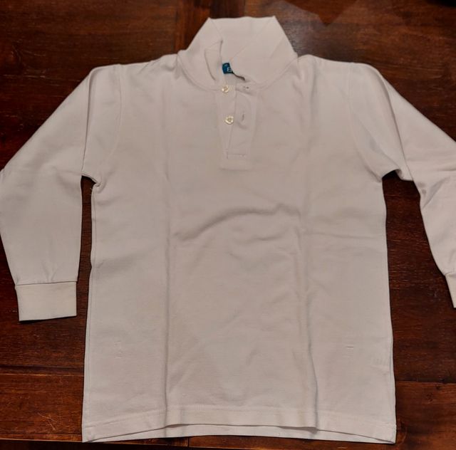 Uniforme escolar: 2 pantalones, 2 polos talla 10 a