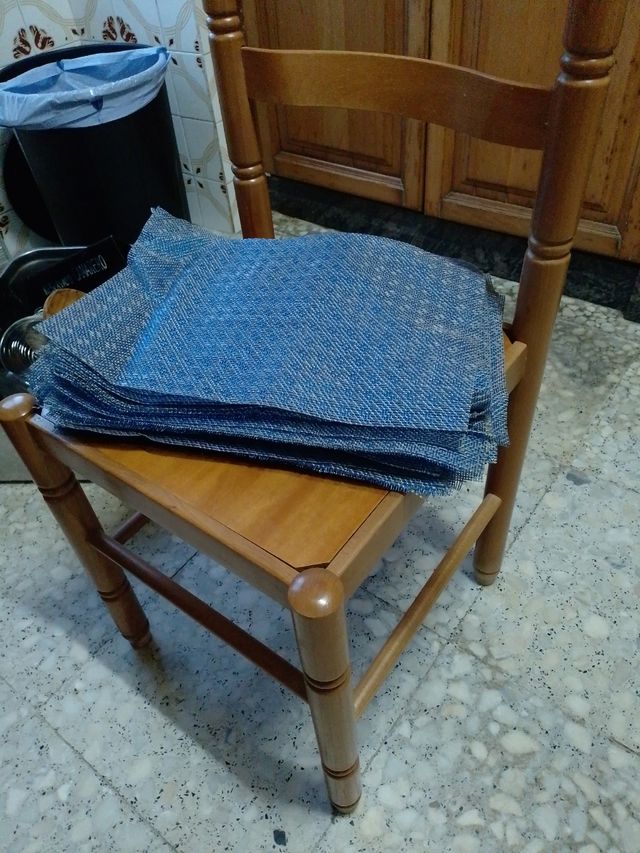 Salvamanteles azul marino