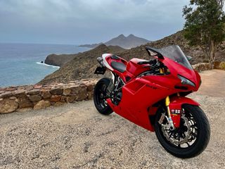 Ducati 848 evo ÖHLINS + Línea Termignoni