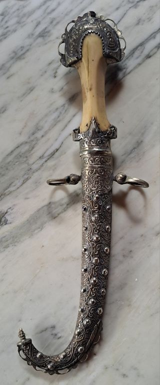 Jambiya vintage: plata & latón