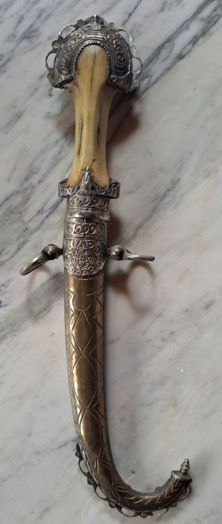 Jambiya vintage: plata & latón