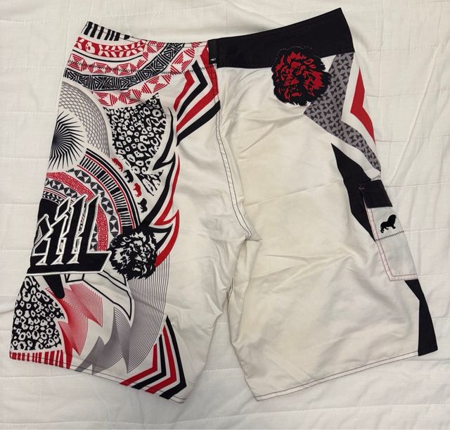 Bañadores tipo bermuda de diferentes marcas