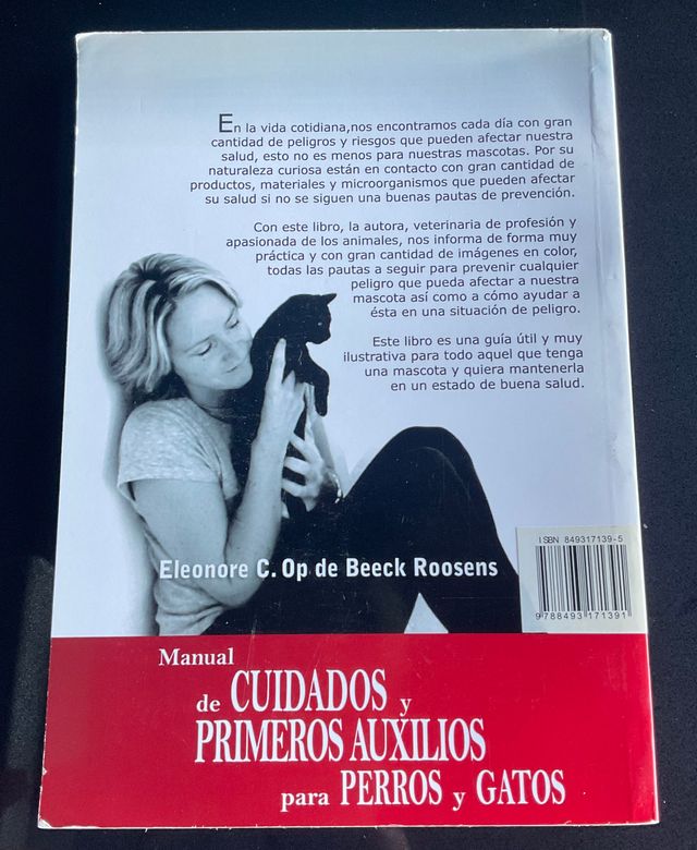 /|||Libro "Cuidados y 1os auxilios perros y gatos"