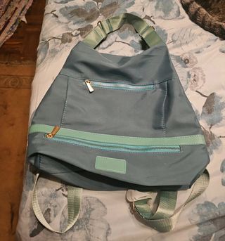 Mochila antirrobo verde agua