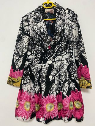 Chaqueta estampada flores-negro