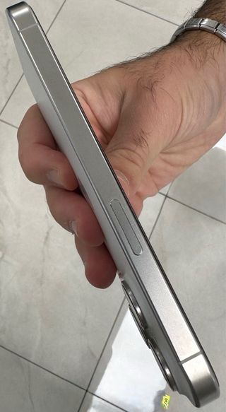 iPhone 15 Pro 128 GB Bianco