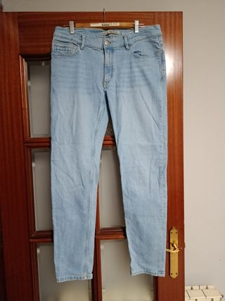 Jeans Levi's hombre azul claro