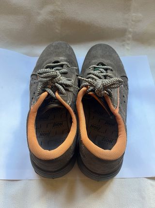 Zapatillas de trabajo marrones