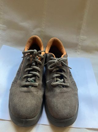 Zapatillas de trabajo marrones