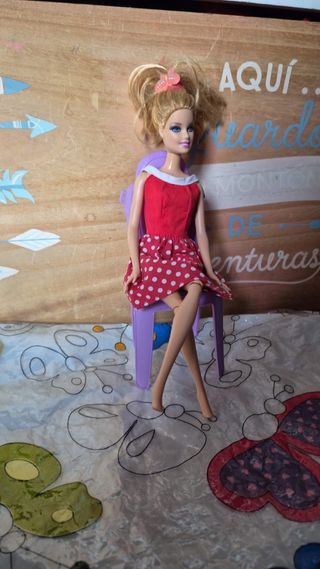 Muñeca Barbie Maestra