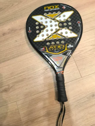 Pala Junior Nox AT10 Genius Ultra Ligera