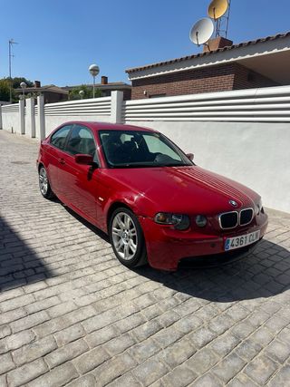 BMW 316ti 2004 AVERIADO