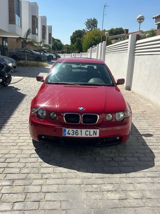 BMW 316ti 2004 AVERIADO