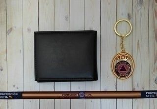 OFERTA SET LLAVERO + CARTERA + PULSERA REGALO