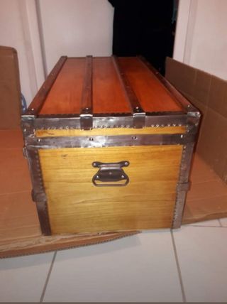 Baúl vintage madera-metal