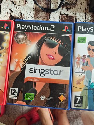 PS2 (PlayStation 2) con Buzz! y SingStar