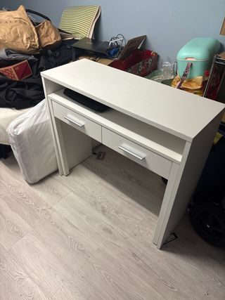 Mesa escritorio blanca - compacta