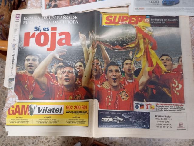 Periódicos conmemorativos selección española 