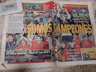 Periódicos conmemorativos selección española 