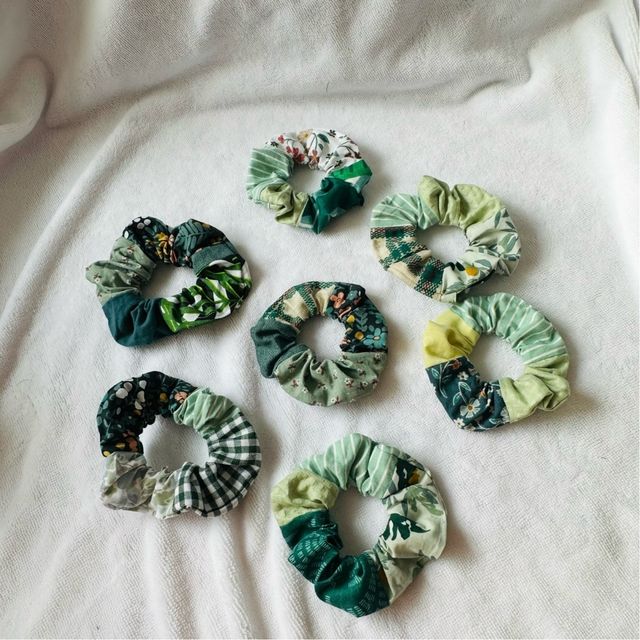 7 Scrunchies verdes multicolor