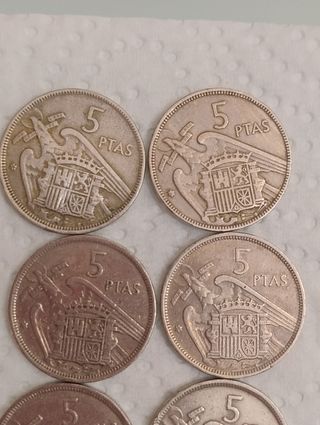 12 Monedas 5 Ptas Franco.Con errores de acuñacion