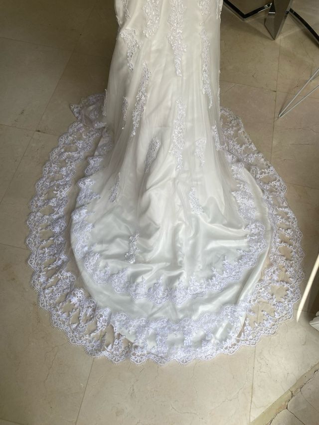 Vestido de novia sirena encaje crema S con cola