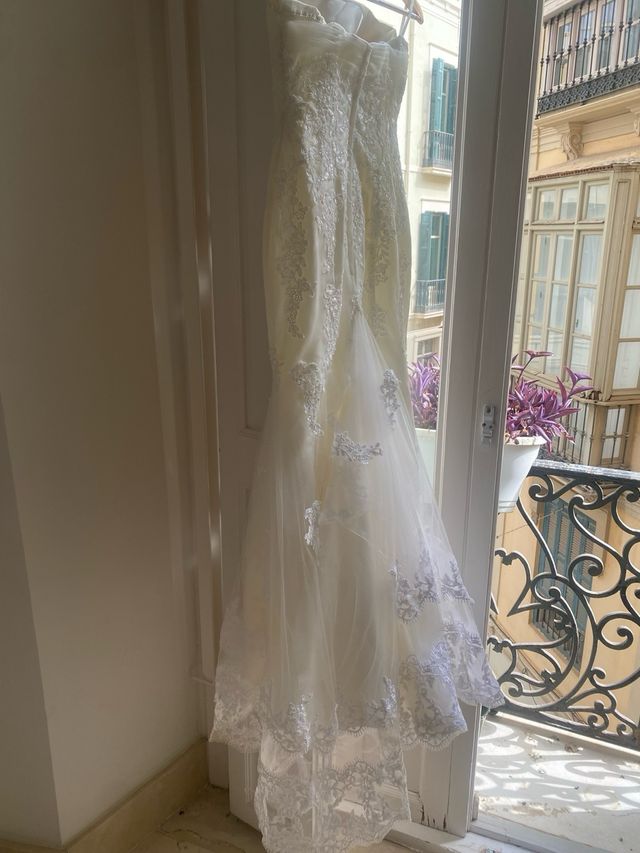Vestido de novia sirena encaje crema S con cola