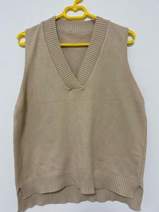 Chaleco beige de punto