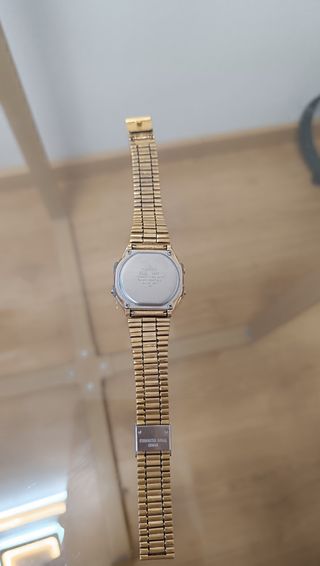 Reloj Casio dorado mujer A168