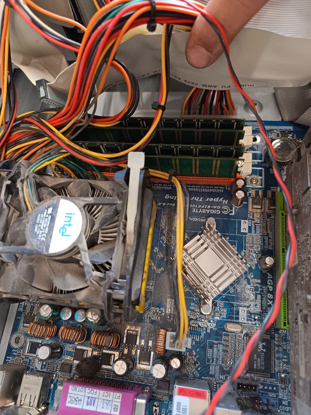 Alimentatori per PC 460W-500W