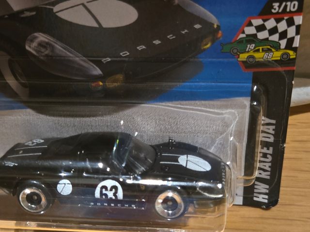 Hot Wheels Porsche 904 Carrera GTS
