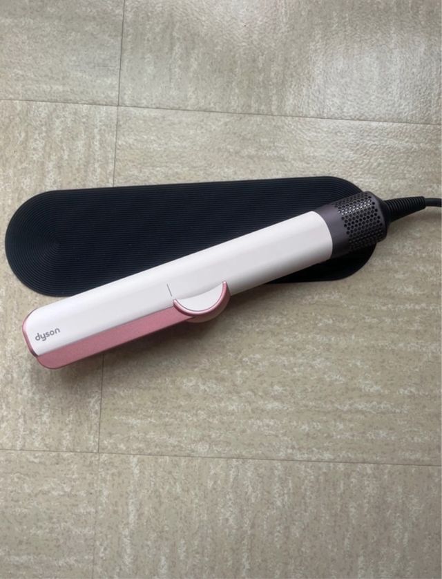 Dyson Airstrait: Alisado sin calor