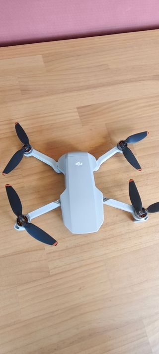 DJI Mini 2 + accesorios