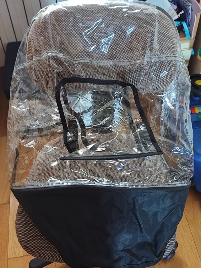 Cubierta lluvia Bugaboo Donkey. Uno 30 EUR. 2 50Eu