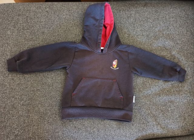 Uniforme Mercedarias varias tallas 1 y 3