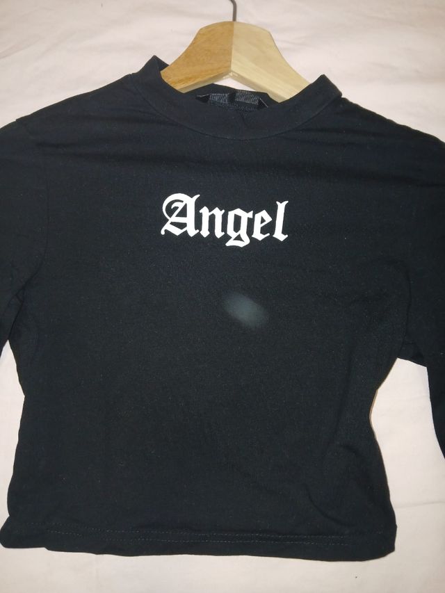 Camiseta negra manga larga