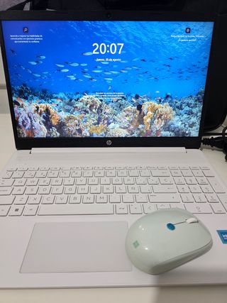 Portátil HP blanco